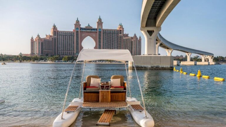 Sailing the Jewels of Dubai: Exploring Palm Jumeirah and Dubai Lagoon on Yacht Tours
