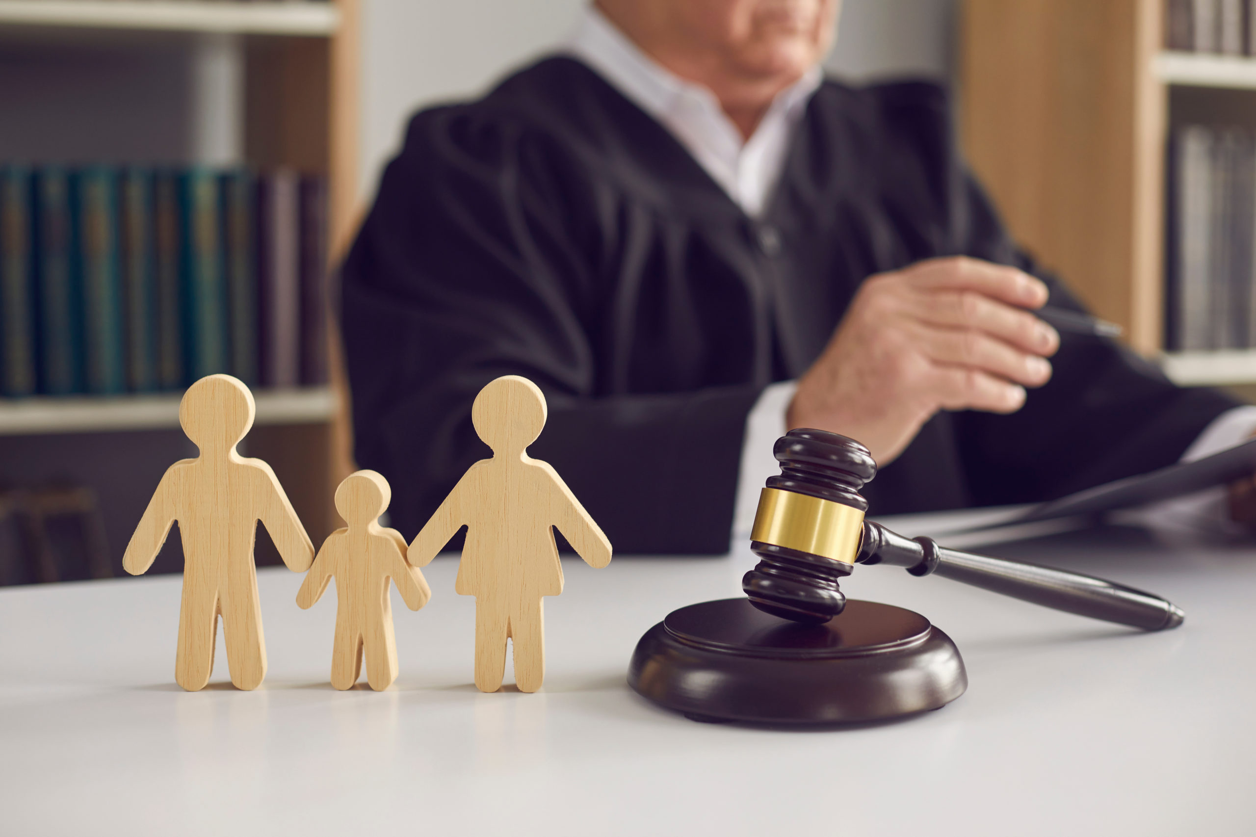 Choosing the Right Family Lawyer: Essential Tips for Success